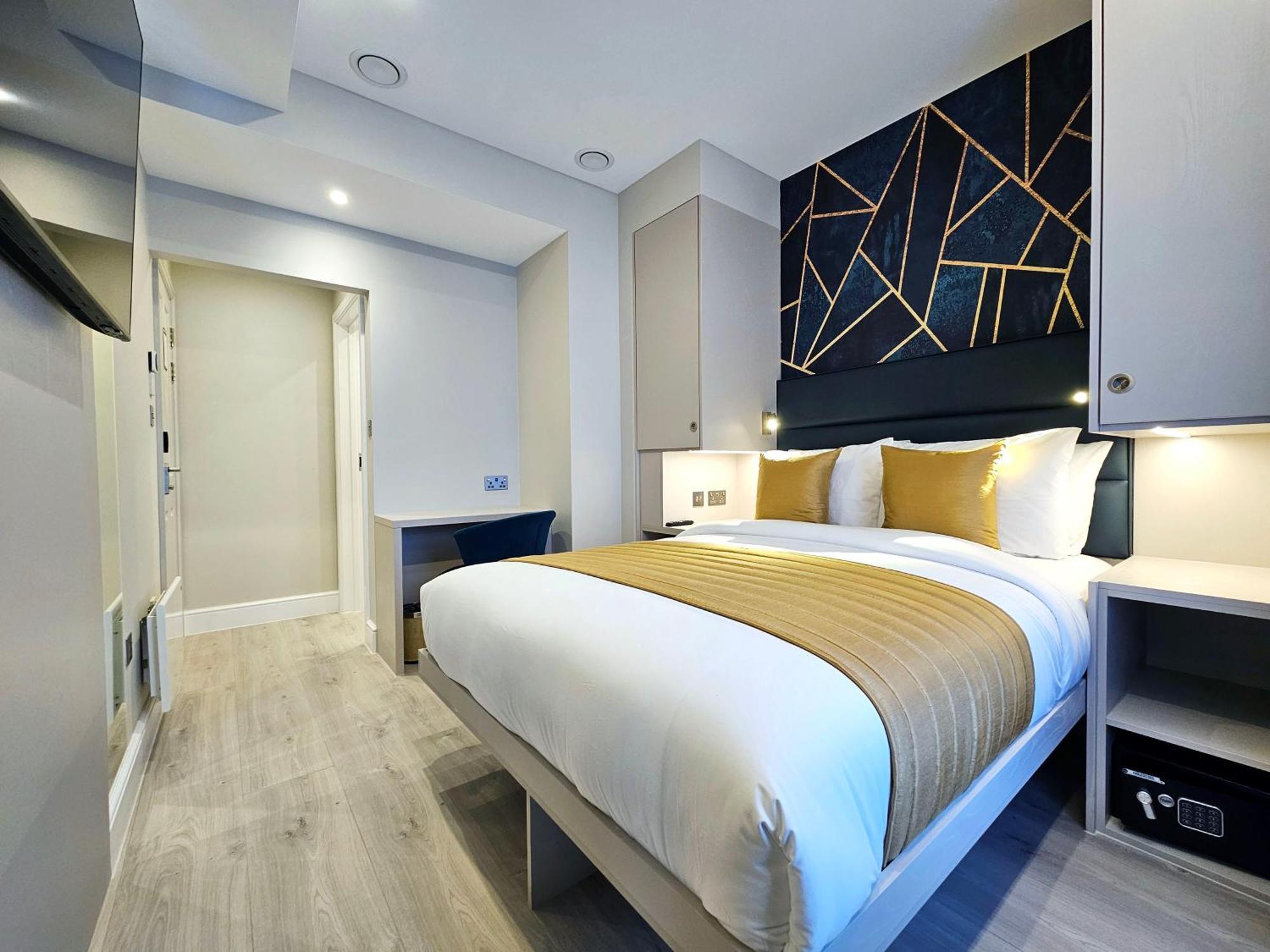 Nox Paddington Hotel 4*